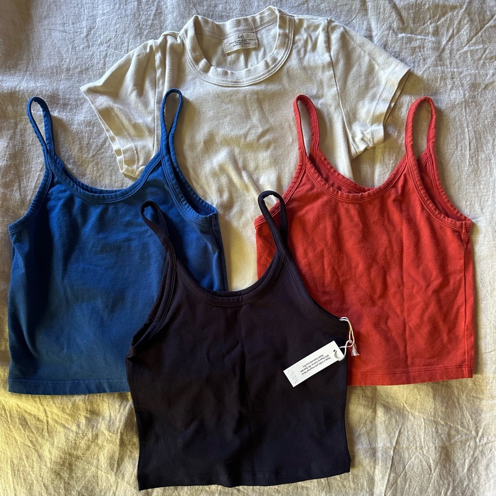 ARQ bundle - size SMALL - tanks and tee